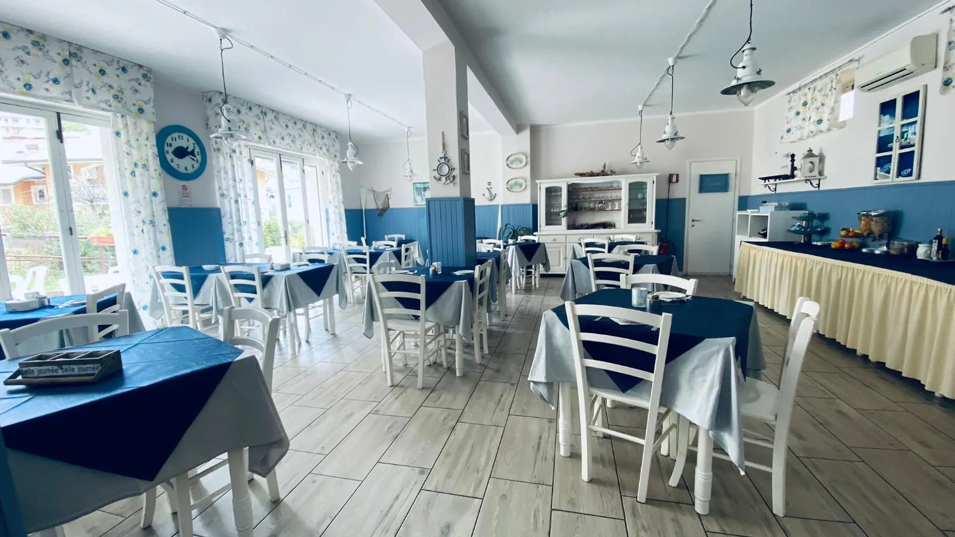 Hotel Eva La Romantica Moneglia