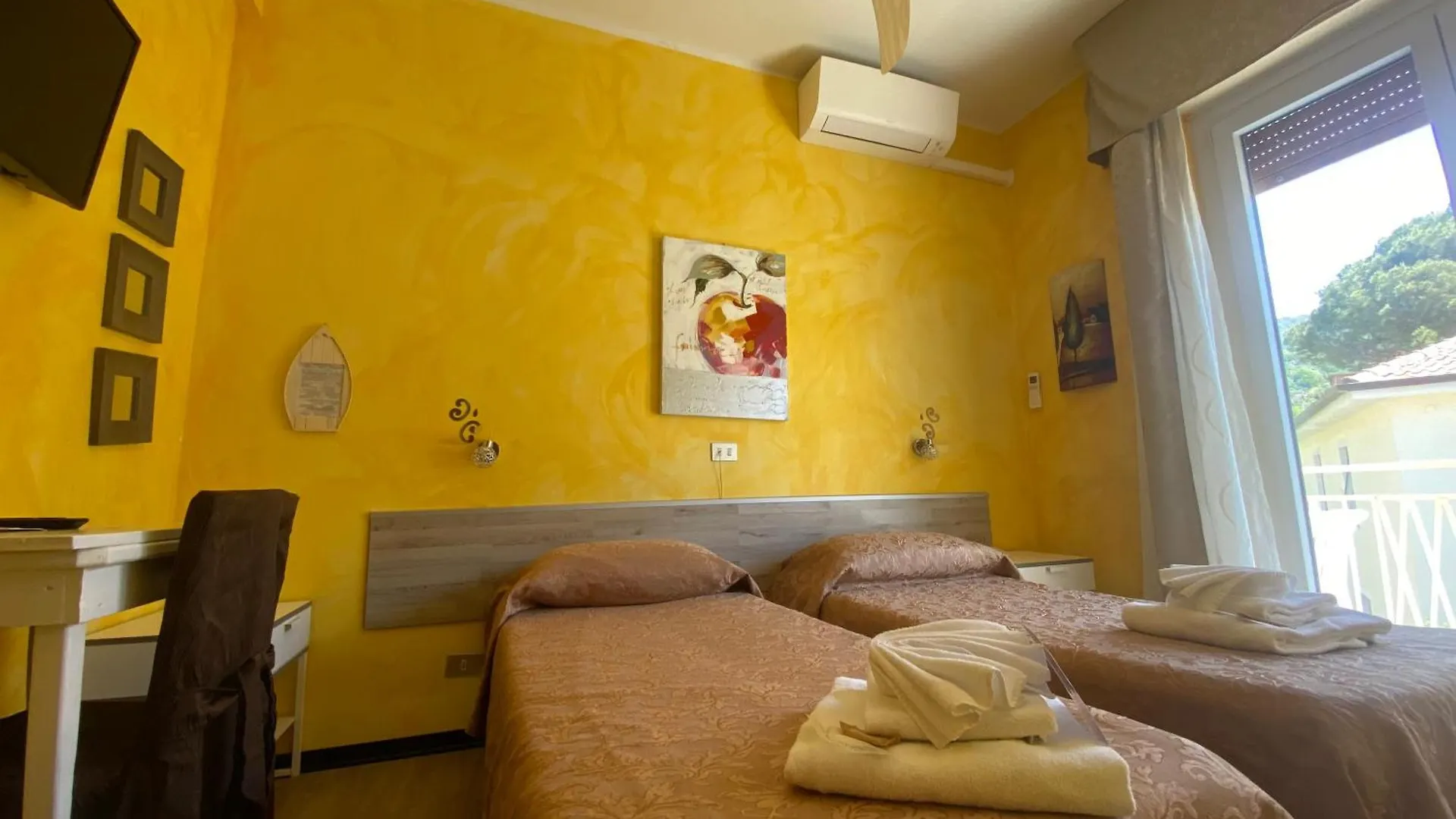 Hotel Eva La Romantica Moneglia