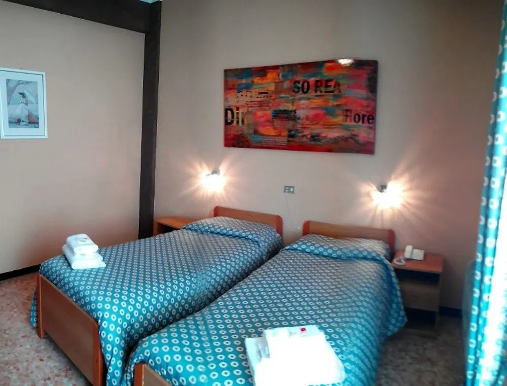 **  Hotel Eva La Romantica Moneglia Itálie